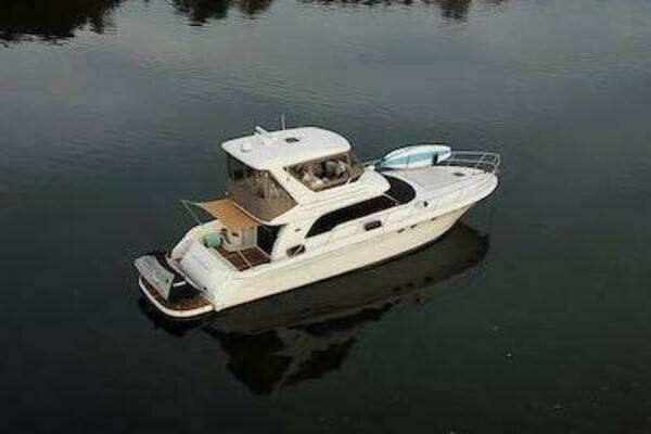 1999 Sea Ray 48