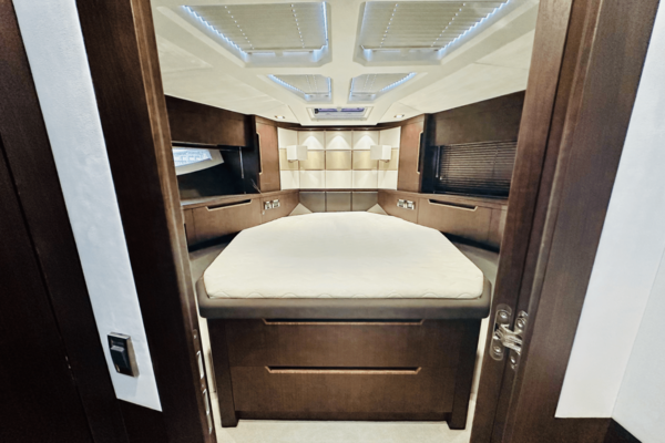 50ft Galeon Yacht For Sale