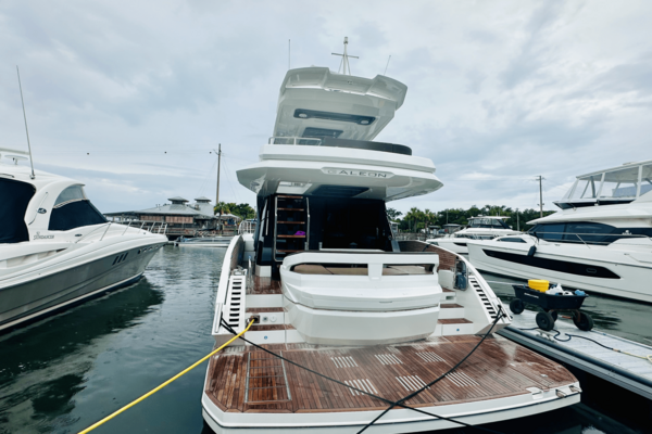 50ft Galeon Yacht For Sale