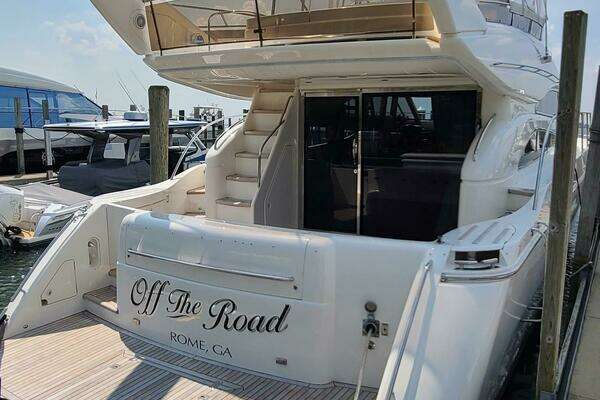 2006 Viking Sport Cruisers 61