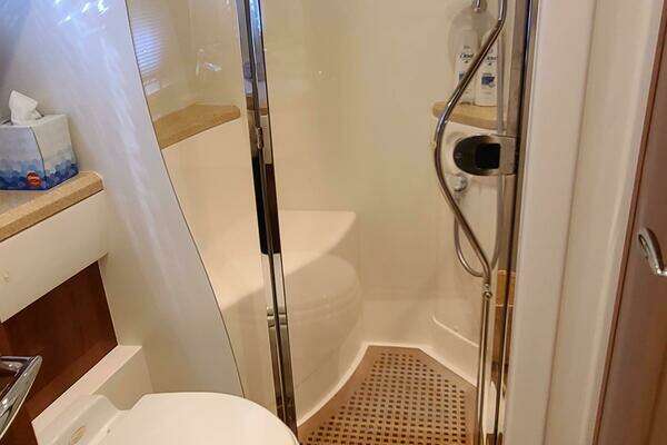 2006 Viking Sport Cruisers 61