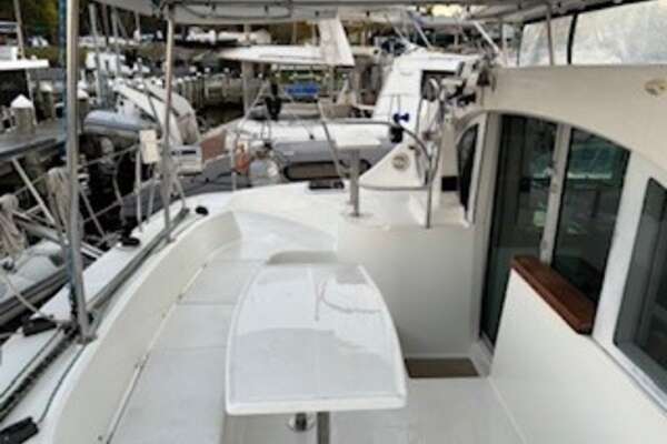 Lagoon Lagoon 380 Yacht For Sale