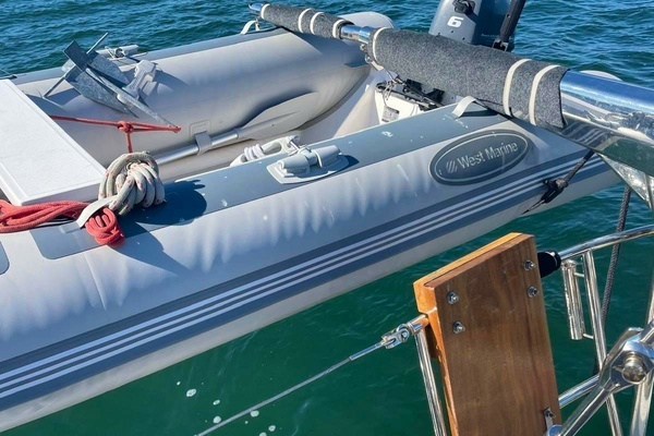 Photo of the 2003 Oyster Yachts  "DREAM AGAIN II"