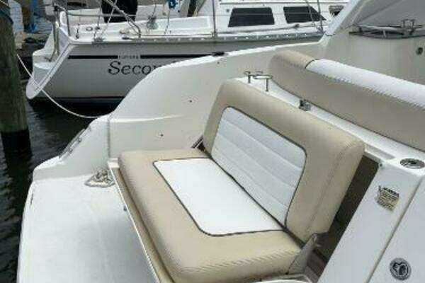 Photo of the 2012 Sea Ray Sundancer "Nauti Dreams"