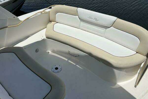 Photo of the 2012 Sea Ray Sundancer "Nauti Dreams"