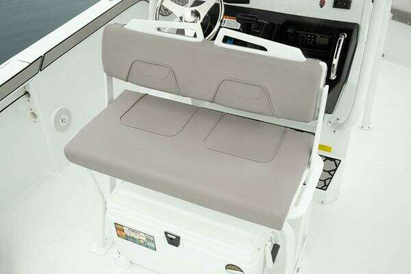 Photo of the 2026 Wellcraft 202 Fisherman