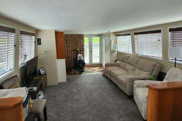 Photo of the 1990 Inace Expedition 88 "PIER PRESSURE"