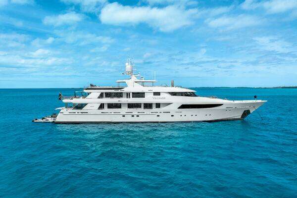 164-ft-Westport-2013-Westport 164-VALINOR-Fort Lauderdale Florida United States yacht for sale