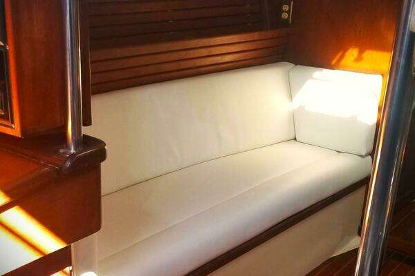 Photo of the 1995 Pacific Seacraft 37 "REMEDY"