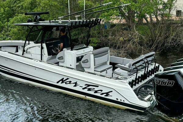 Photo of the 2024 Nor-Tech 392 Super Fish