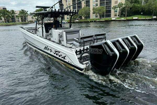 Photo of the 2024 Nor-Tech 392 Super Fish