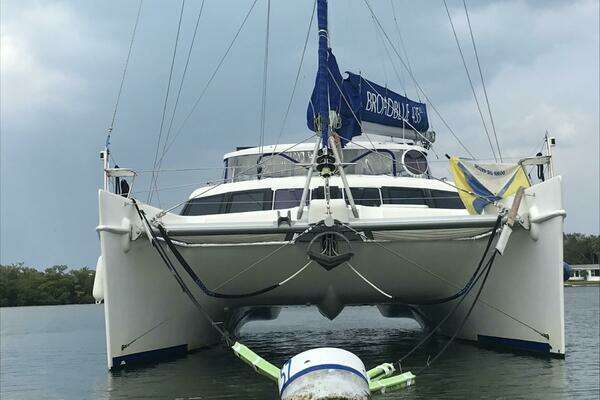 Photo of the 2010 Broadblue 435 "ADVENTURE"