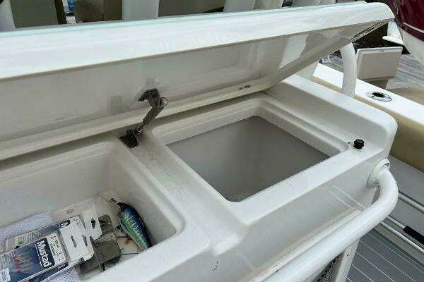 Sportsman 282 Open Yacht For Sale