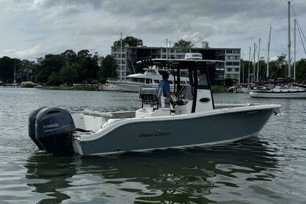 2022 NauticStar 26