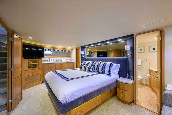 Westport/Westbay  Yacht For Sale