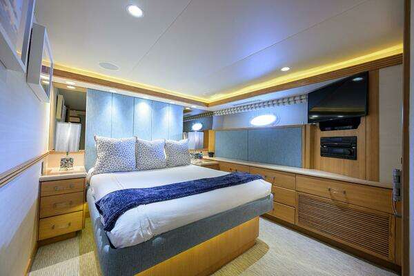 Westport/Westbay  Yacht For Sale