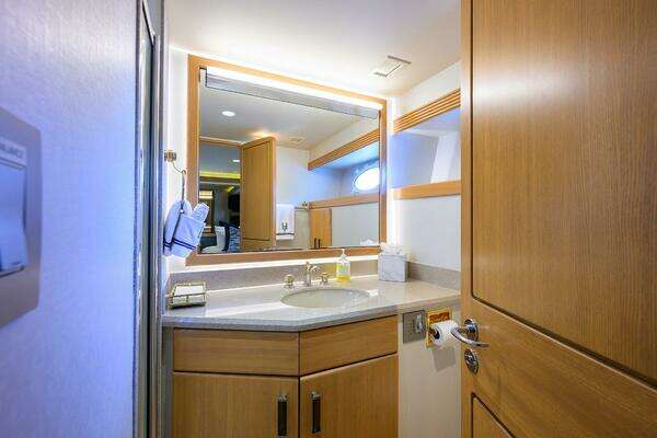 Westport/Westbay  Yacht For Sale