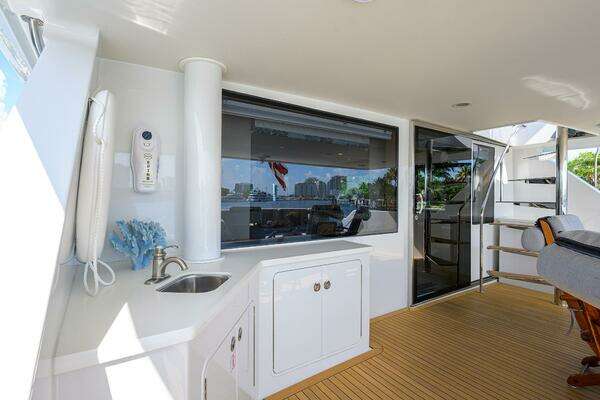 Westport/Westbay  Yacht For Sale