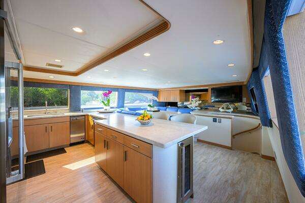 Westport/Westbay  Yacht For Sale