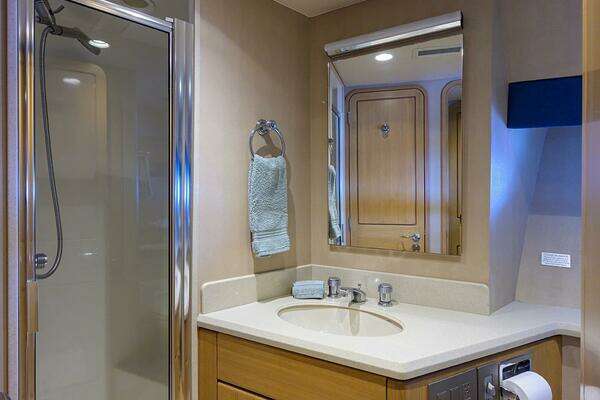 Westport/Westbay  Yacht For Sale