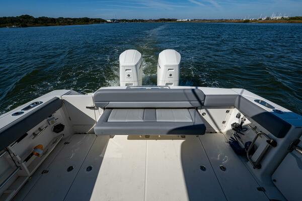 38ft Boston Whaler Yacht For Sale