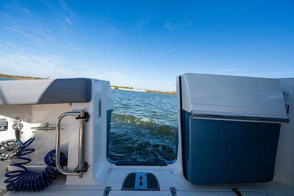 38ft Boston Whaler Yacht For Sale