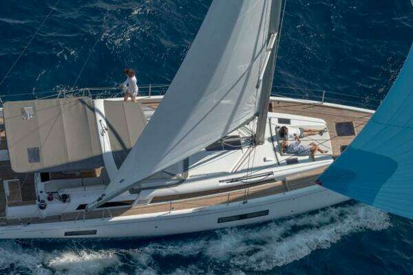 Photo of the 2025 Beneteau Oceanis Yacht 54
