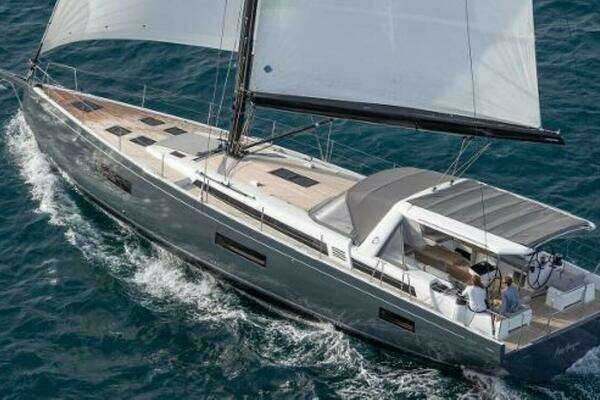 Photo of the 2025 Beneteau Oceanis Yacht 60