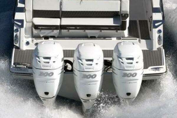 Monterey 385ss Yacht For Sale