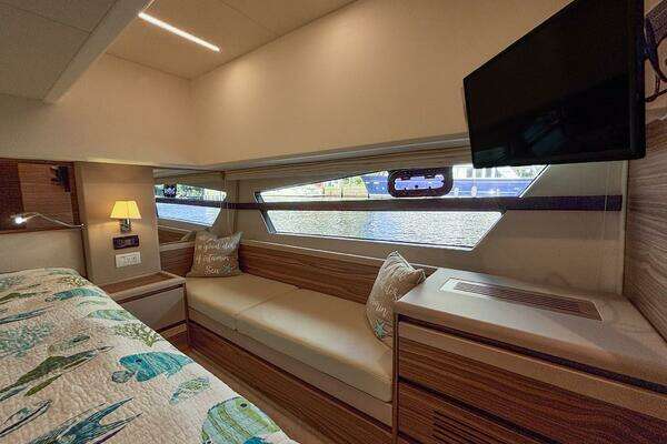 Greenline 45 Fly Yacht For Sale