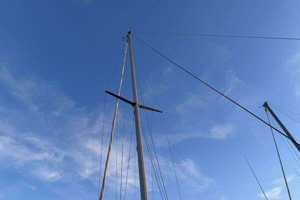 Photo of the 1985 Sadler 34 "LuNa"