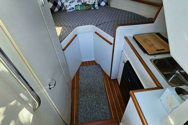 1997 Tiara Yachts 29