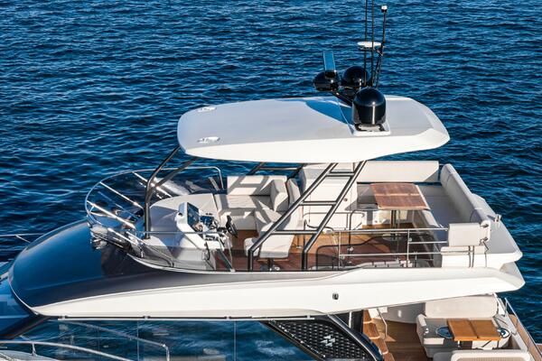 Photo of the 2025 Prestige F4.9