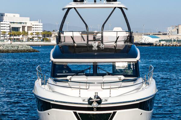 Photo of the 2025 Prestige F4.9