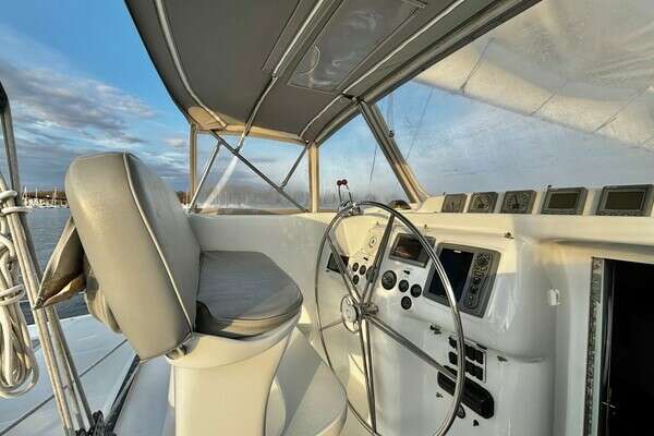 MORELLI/MILLER Custom Catamaran Yacht For Sale