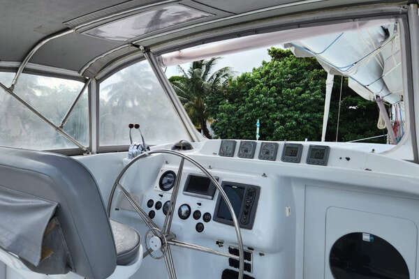 MORELLI/MILLER Custom Catamaran Yacht For Sale