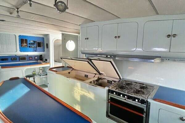 MORELLI/MILLER Custom Catamaran Yacht For Sale