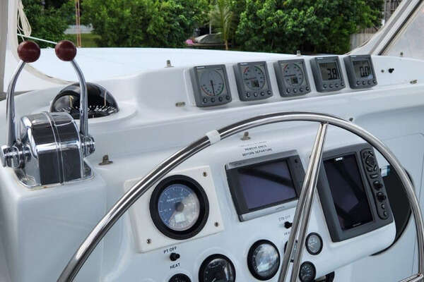 MORELLI/MILLER Custom Catamaran Yacht For Sale
