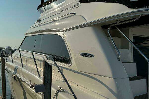 Photo of the 1998 Sea Ray 480 Sedan Bridge "WHY KNOT"