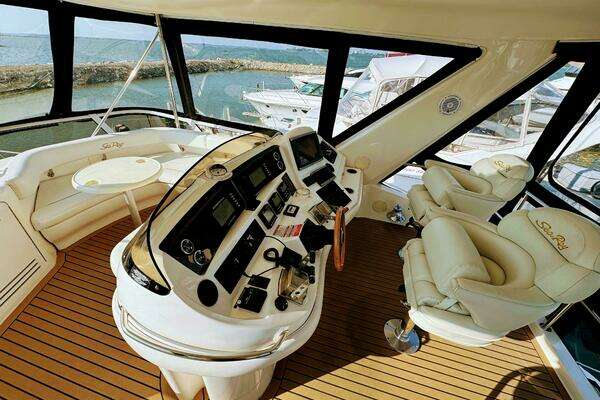 Photo of the 1998 Sea Ray 480 Sedan Bridge "WHY KNOT"