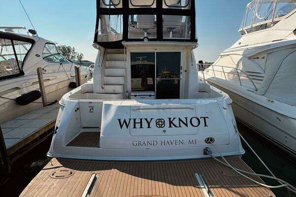 Photo of the 1998 Sea Ray 480 Sedan Bridge "WHY KNOT"
