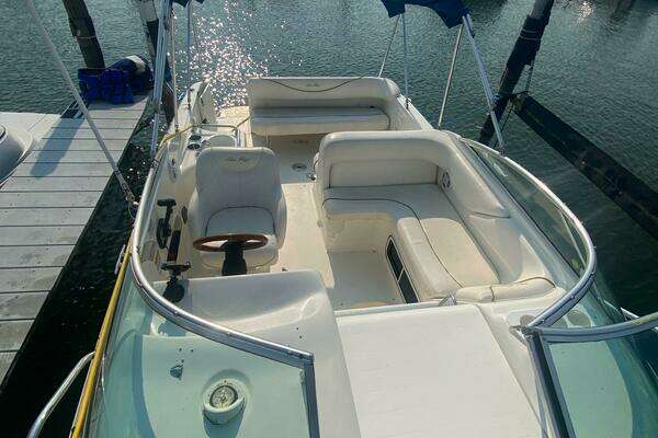 2000 Sea Ray 26