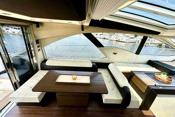 2014 Azimut 55