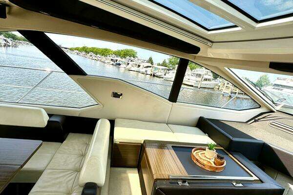 2014 Azimut 55