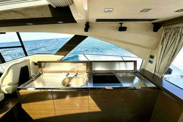 2014 Azimut 55