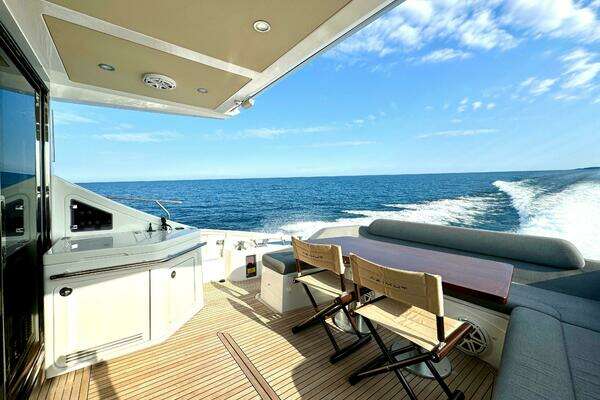 2014 Azimut 55