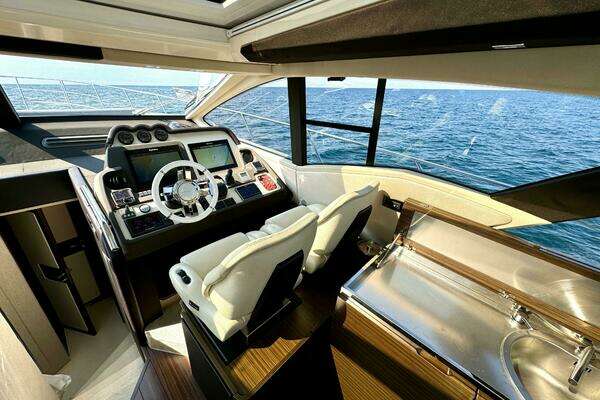 2014 Azimut 55