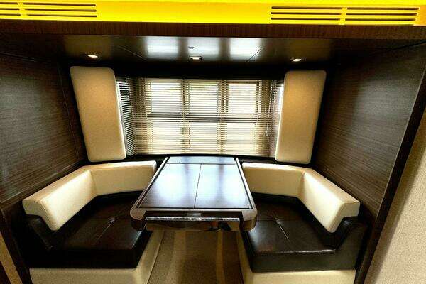 2014 Azimut 55