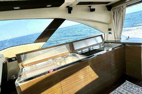 2014 Azimut 55