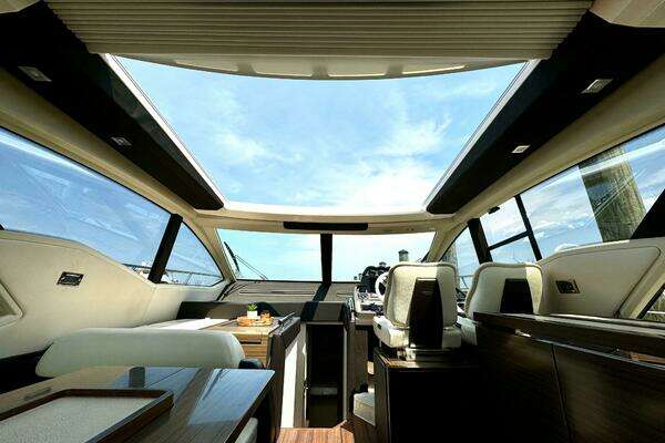 2014 Azimut 55